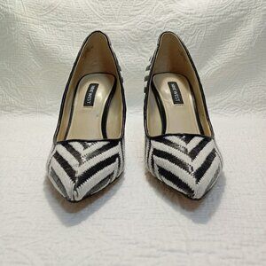 Nine West Stilettos Heels Size 6M Black & White Chevron Pointed Toe Womens
